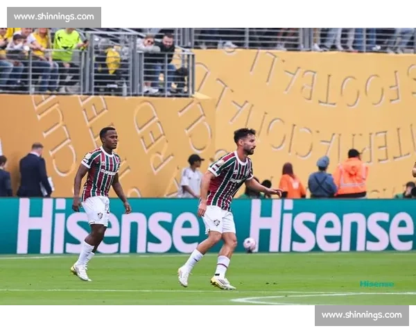 吉拉西梅开二度终结拉莫斯！欧冠金靴盛赞传奇后卫：这是顶级对抗