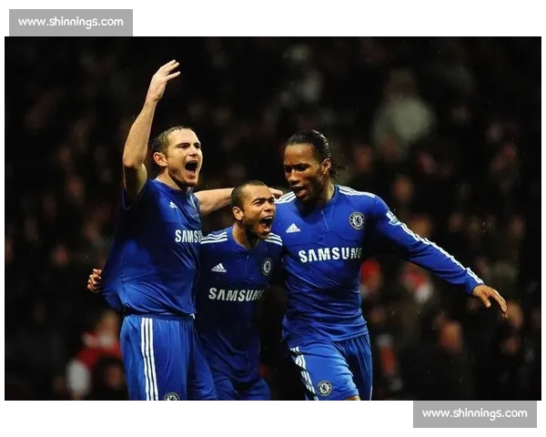 埃登·阿扎尔：从天才少年到足坛传奇的成长之路