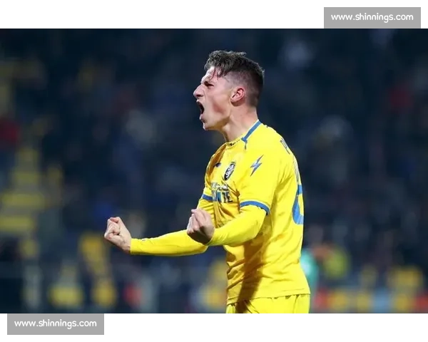 斯帕莱蒂力挺新星与归化核心：意大利锋线重塑的关键抉择