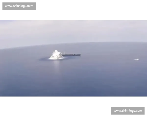 Raze的炸药包，横扫千军，这爆炸美学绝了！