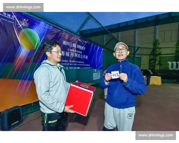 谁能打破垄断，青少年网球冠军争夺战一触即发！